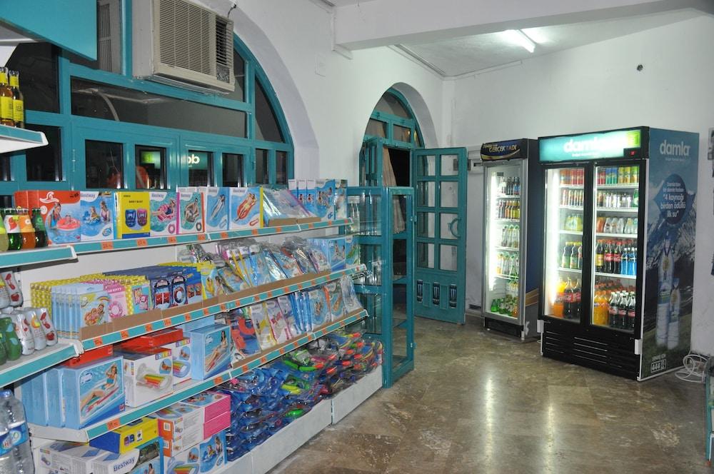 Club Aquarium Aparthotel Мармарис Екстериор снимка