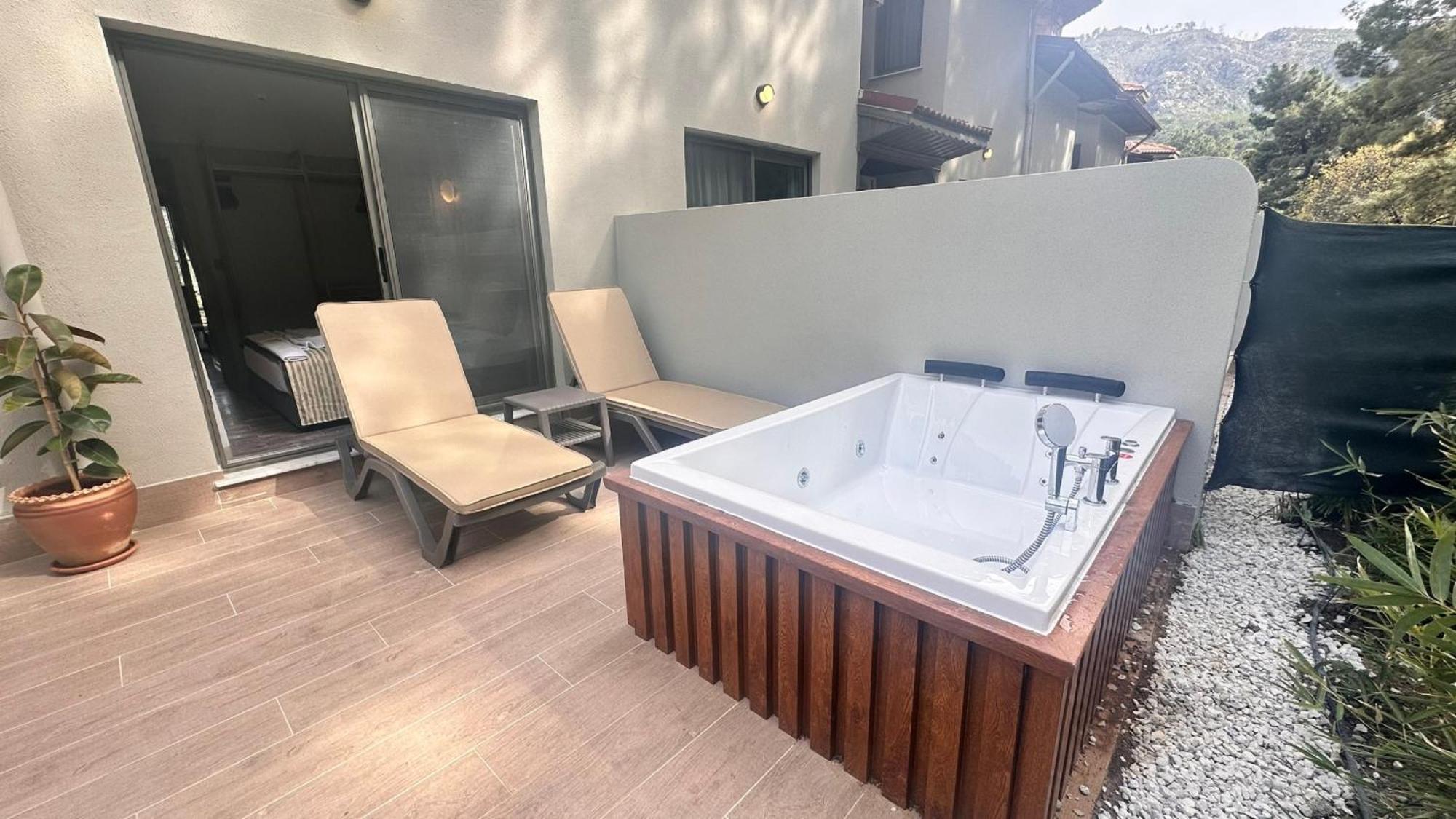 Club Aquarium Aparthotel Мармарис Екстериор снимка